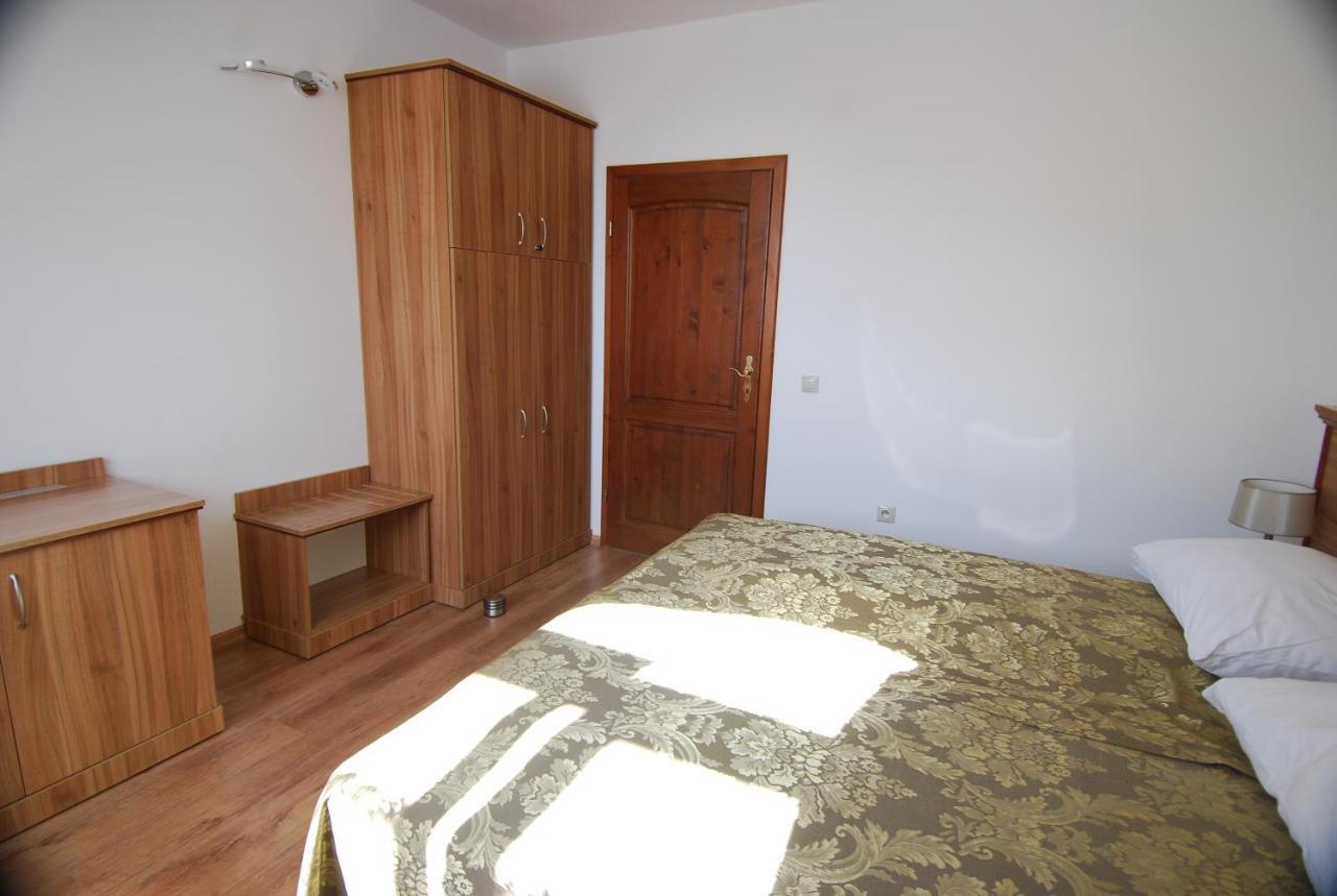 Ivanek Guest House Zvíkovské Podhradí Eksteriør billede