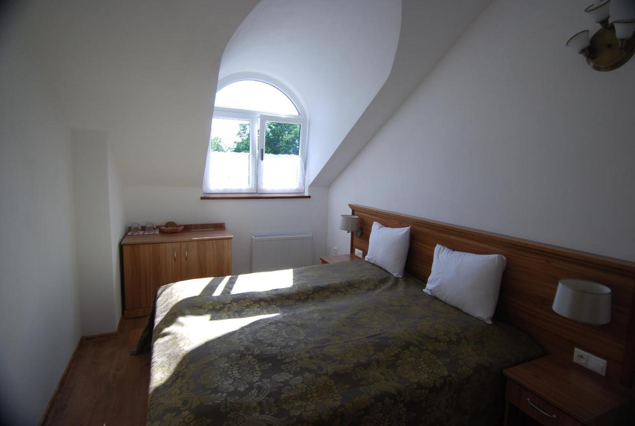 Ivanek Guest House Zvíkovské Podhradí Eksteriør billede